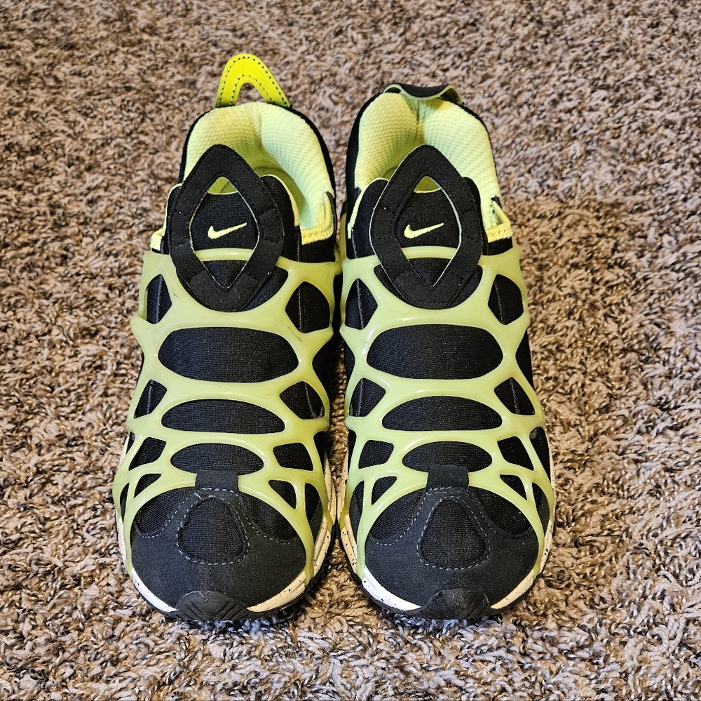 Nike Slip-On Sneakers